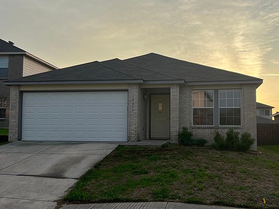 2nd image of 13319 Concordia Oak