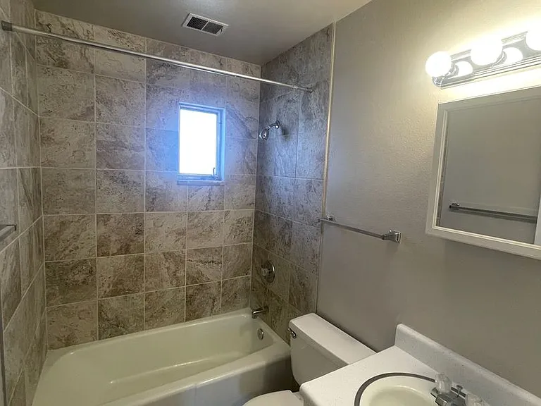 1113 W Arroyo Ave — Photo 28
