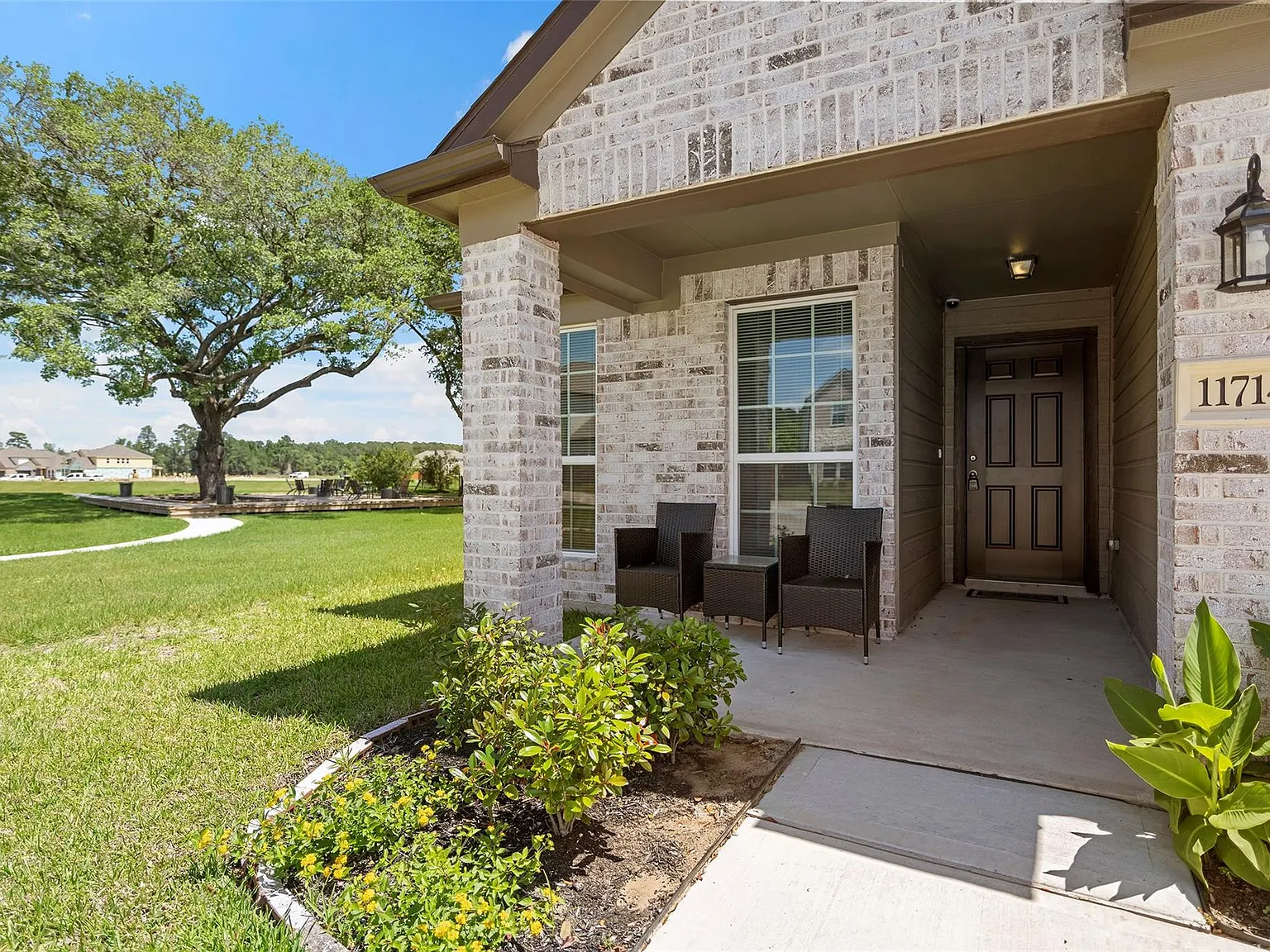 4 bed, 3.0 bath, 1912 sqft, $3,000 — Photo 3