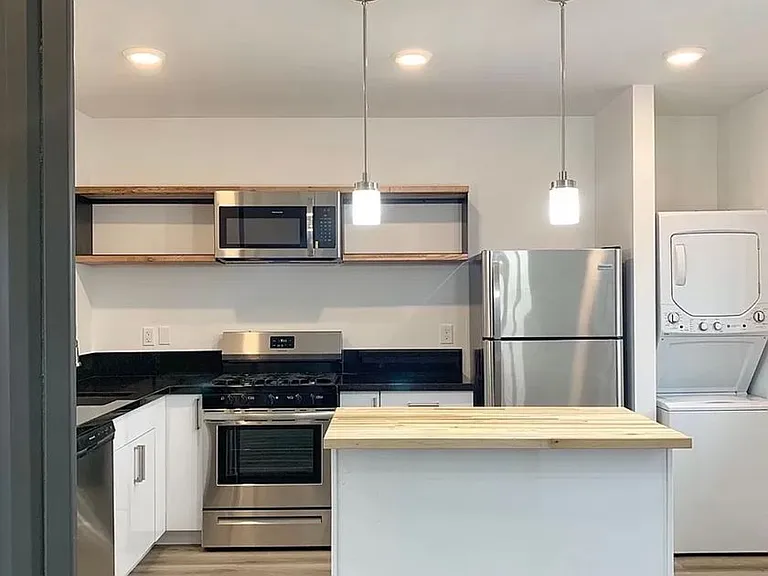 451 Holcomb Ave — Photo 9
