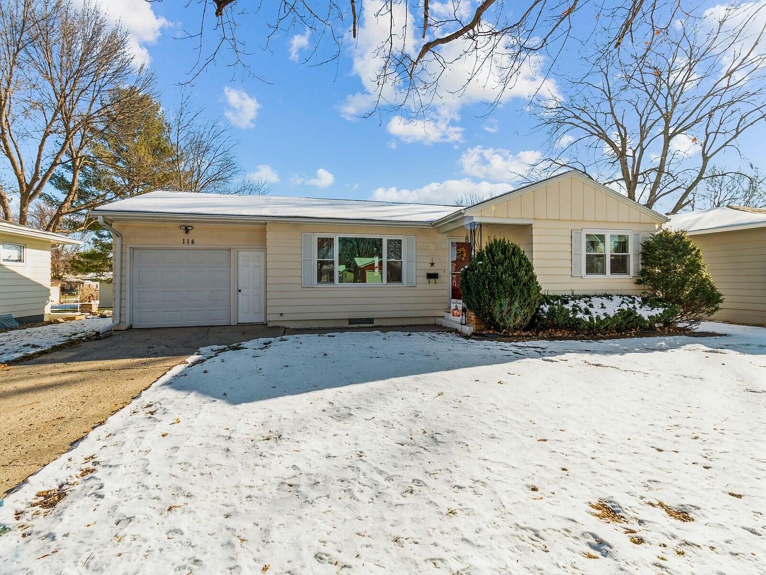 114 Elm Ave, Story City, IA 50248 Zillow