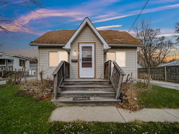 3311 173rd St, Hammond, IN 46323