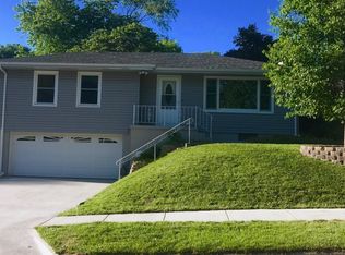 322 S Sierra Dr, Council Bluffs, IA 51503