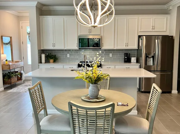 10293 Bonavie Cove Dr, Fort Myers, FL 33966