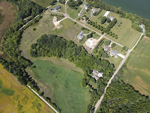 4th image of Westbay Ln