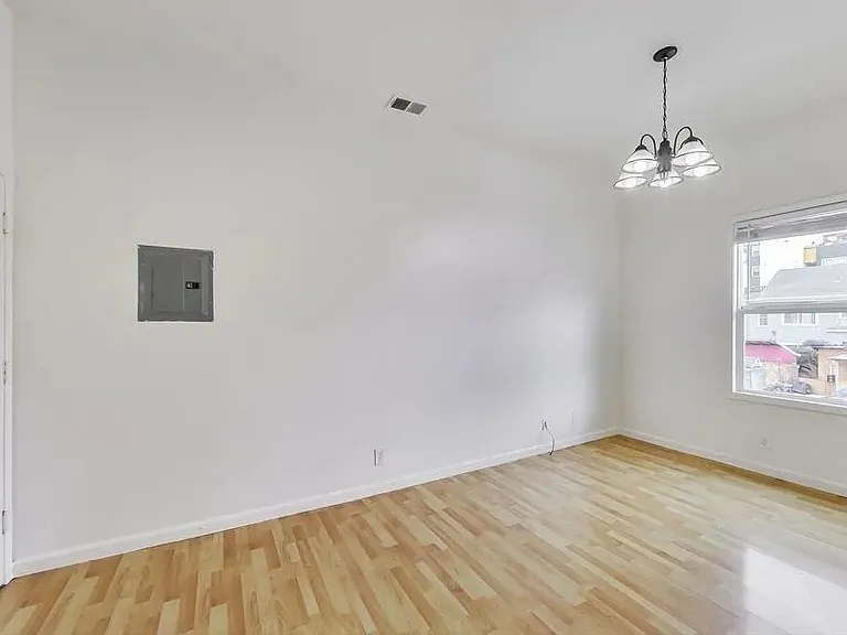 3649 Martin Luther King Jr Way #1 — Photo 11