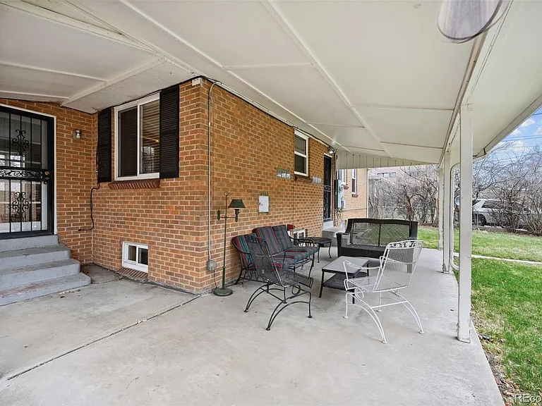 754 Krameria St — Photo 23