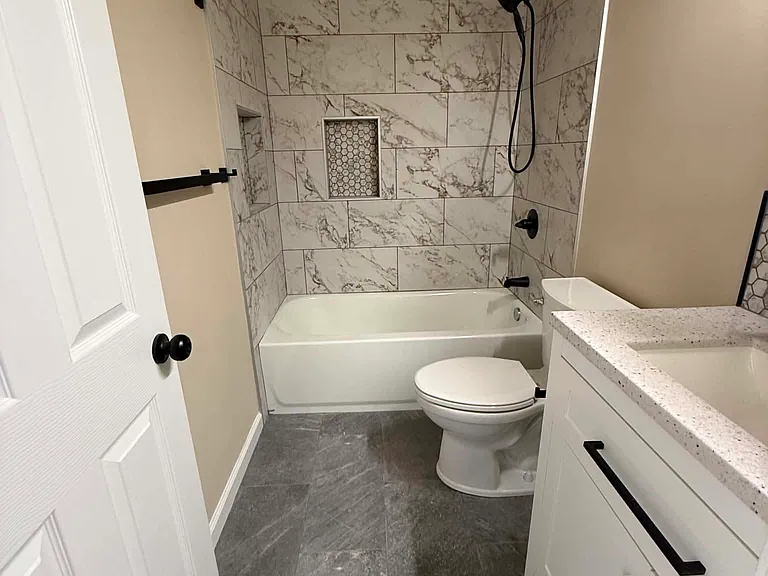 1001 Old Colony Rd #2-4 — Photo 12