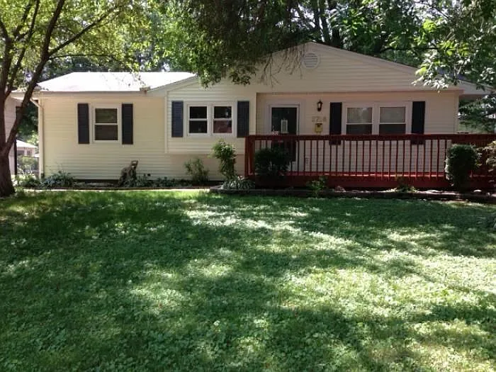 2708 Holly Dr photo 1