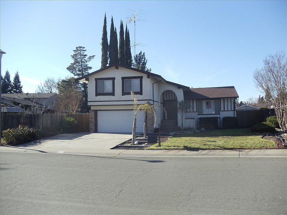 1st image of 8175 Canyon Oak Dr