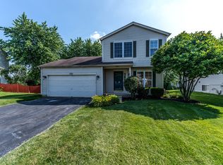 1727 Autumn Woods Ct, Romeoville, IL 60446