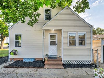 2711 Archwood Pl, Cuyahoga Falls, OH, 44221