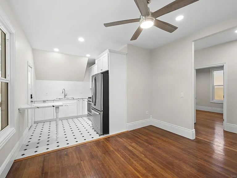 2253 Brant St — Photo 7