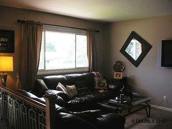 5th image of 2561 Rosewood Dr