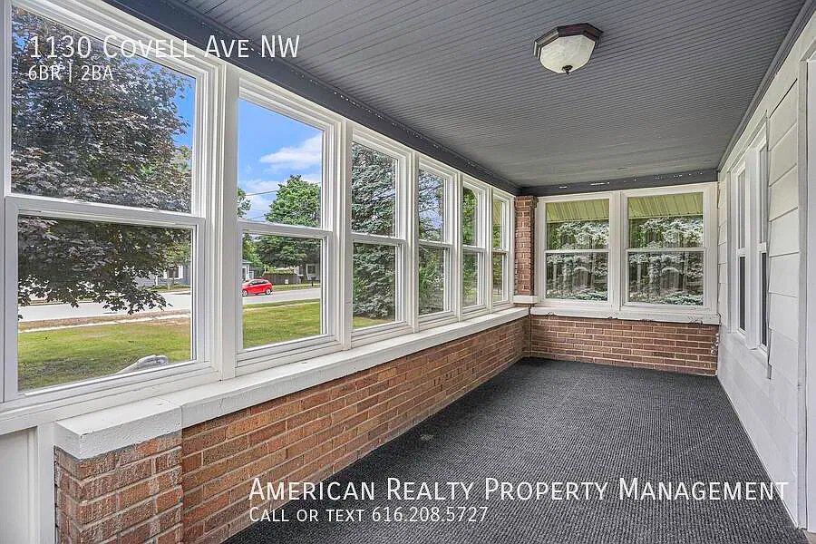 6 bed, 1252 sqft, $3,200 — Photo 2
