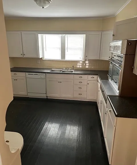 101 E Midland St — Photo 17