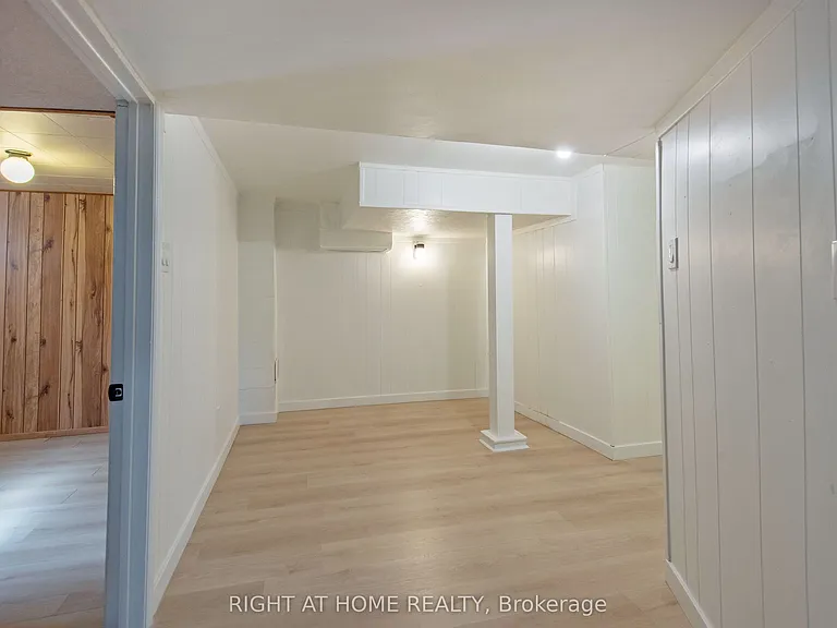 69 Alayne Cres — Photo 25
