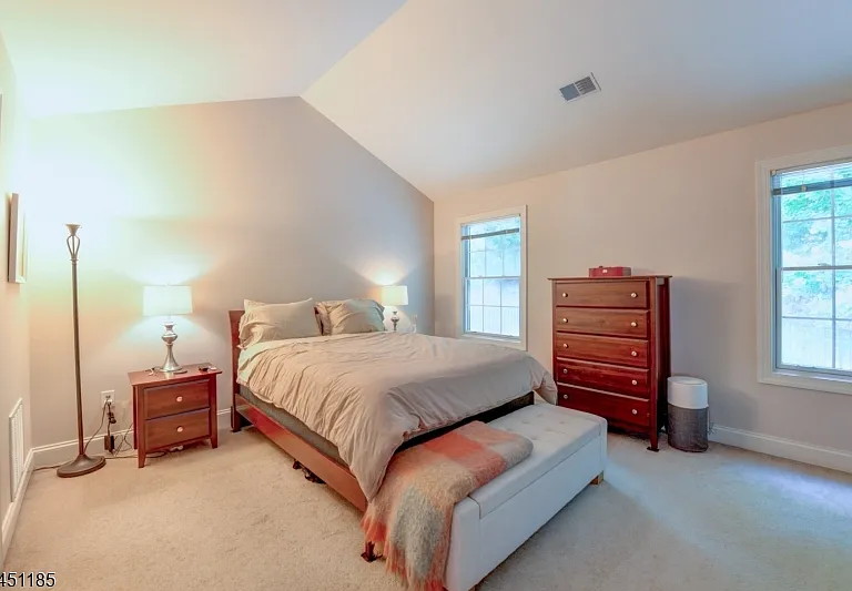 50 Bloomfield Ave #50 — Photo 11
