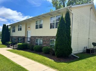 309 S Kouts St #B4, Kouts, IN 46347