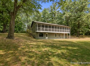 11287 Sandy Bottom St NE, Rockford, MI 49341