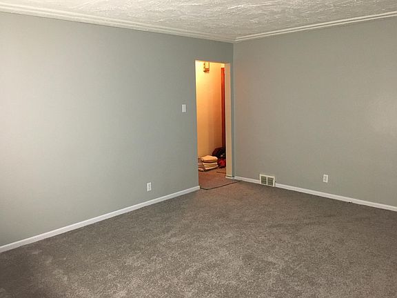 Living Room photo #2