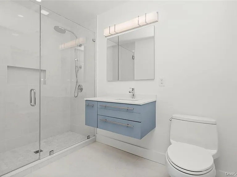 517 Walnut St #B — Photo 12