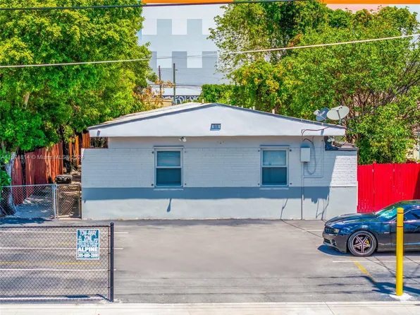 669 NW 28th St, Miami, FL 33127