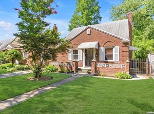 5626 Clearview Expy, Flushing, NY 11364