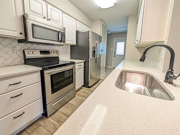 5th image of 12601 Turtle Rock Rd APT B
