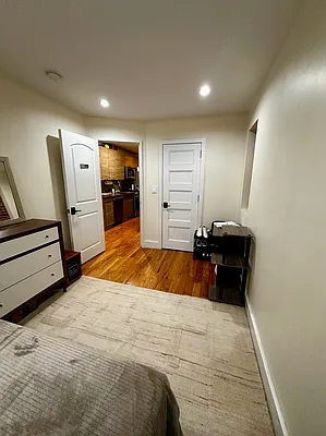 Rented by Corcoran | media 25