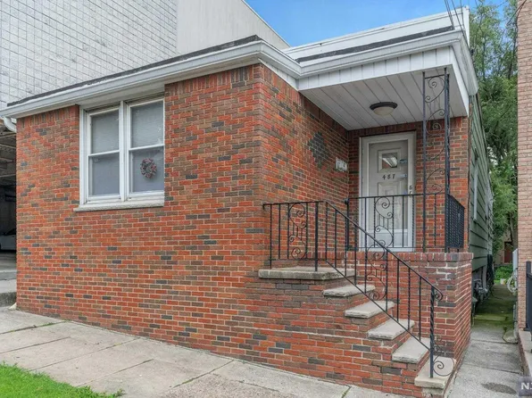 487 Westview Pl, Fairview, NJ 07022