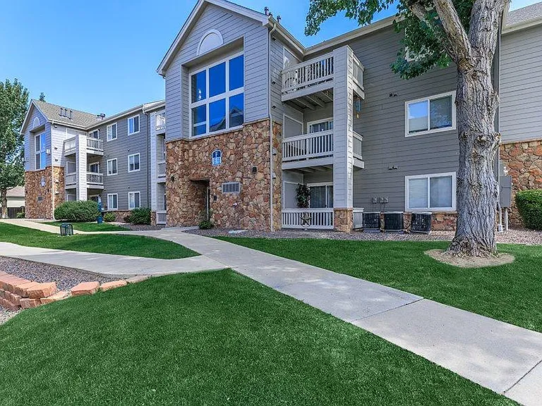Echo Ridge at North Hills — Photo 4
