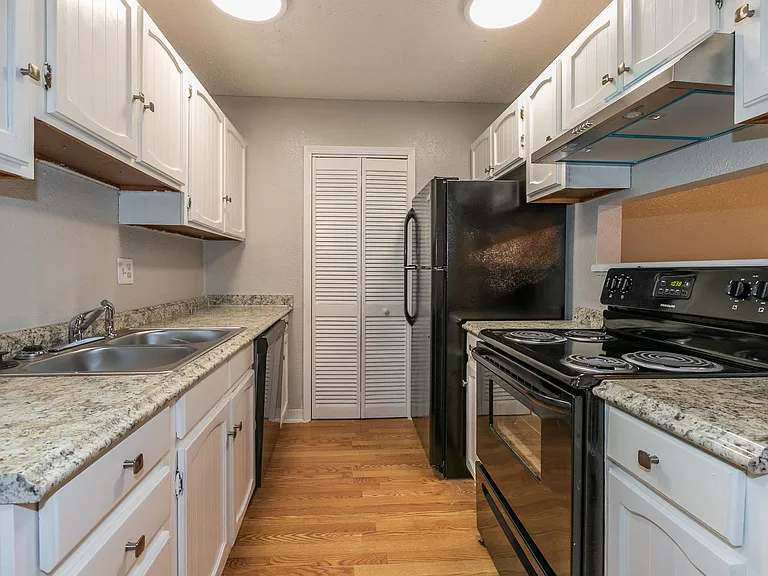1533 S 112th East Ave — Photo 14