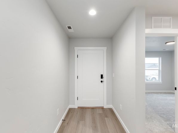 5316 E Burnte Peak St, Nampa, ID 83687
