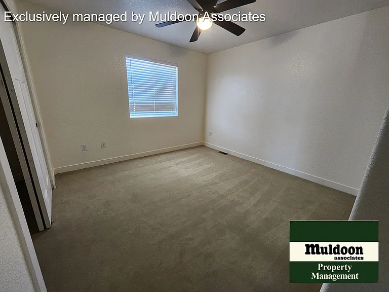 251 W Acorn Dr — Photo 9