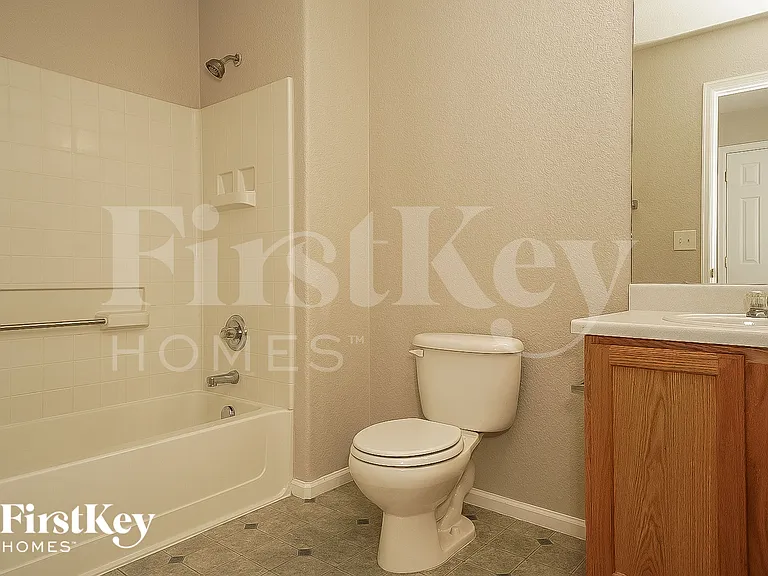 783 Willow Dr — Photo 11