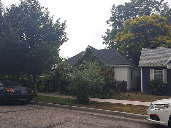 2nd image of 1812 S Park St