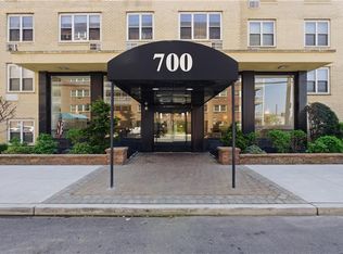 Water Edge, Long Beach, NY 11561