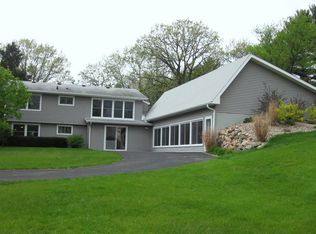E10874 Terrytown Rd, Baraboo, WI 53913