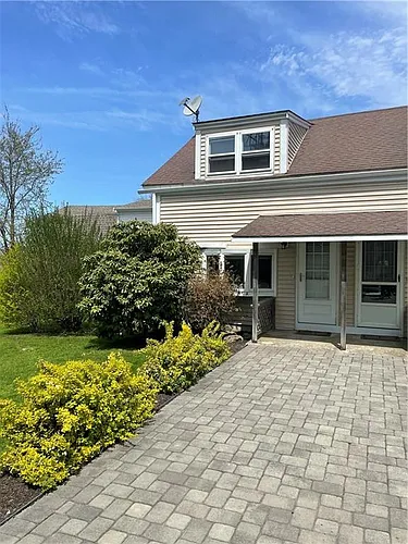 16 Dudley Ave Photo 1