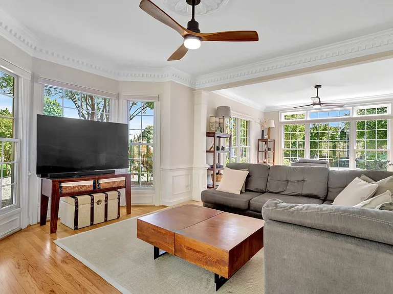 5231 Winter View Dr — Photo 15