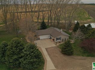 4051 Kingbird Ave, Hospers, IA 51238