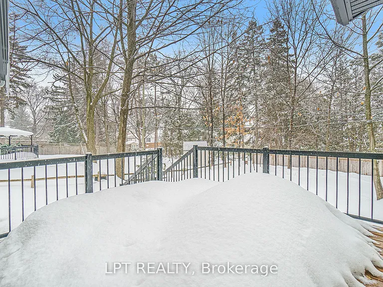 2112 Alta Vista Dr — Photo 28