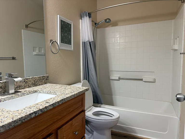 Bathroom for bedroom 1 and 2