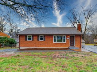 973 Shelbourne Ave, Vinton, VA 24179