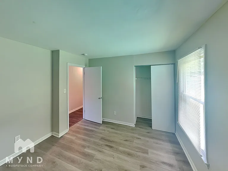 730 Dunbrook Ln — Photo 10