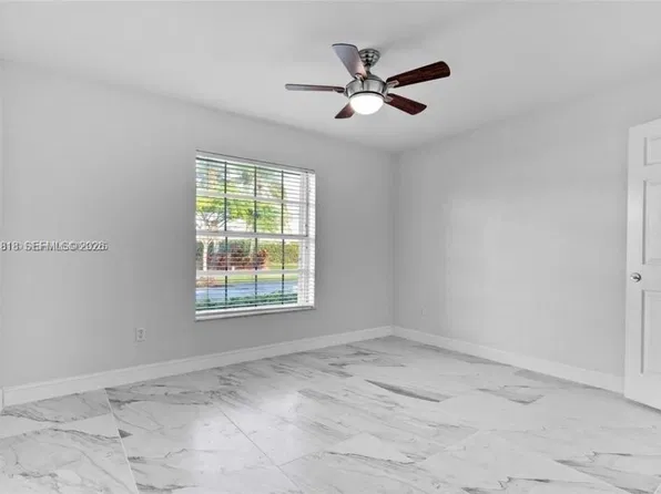 710 SE 22nd Ln, Homestead, FL 33033