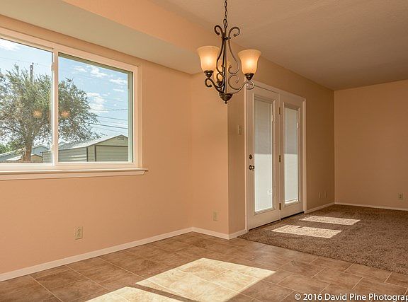 4th image of 3607 Amelia Dr