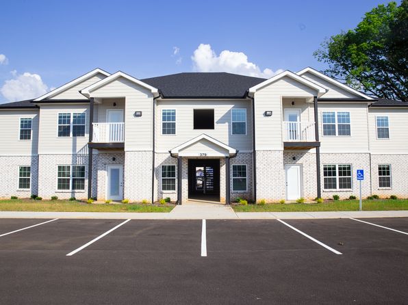 373 Hillview Mills Blvd