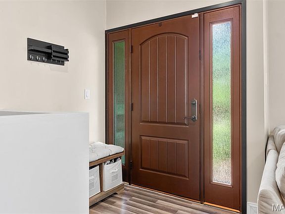 5th image of 3728 Phillips Pl